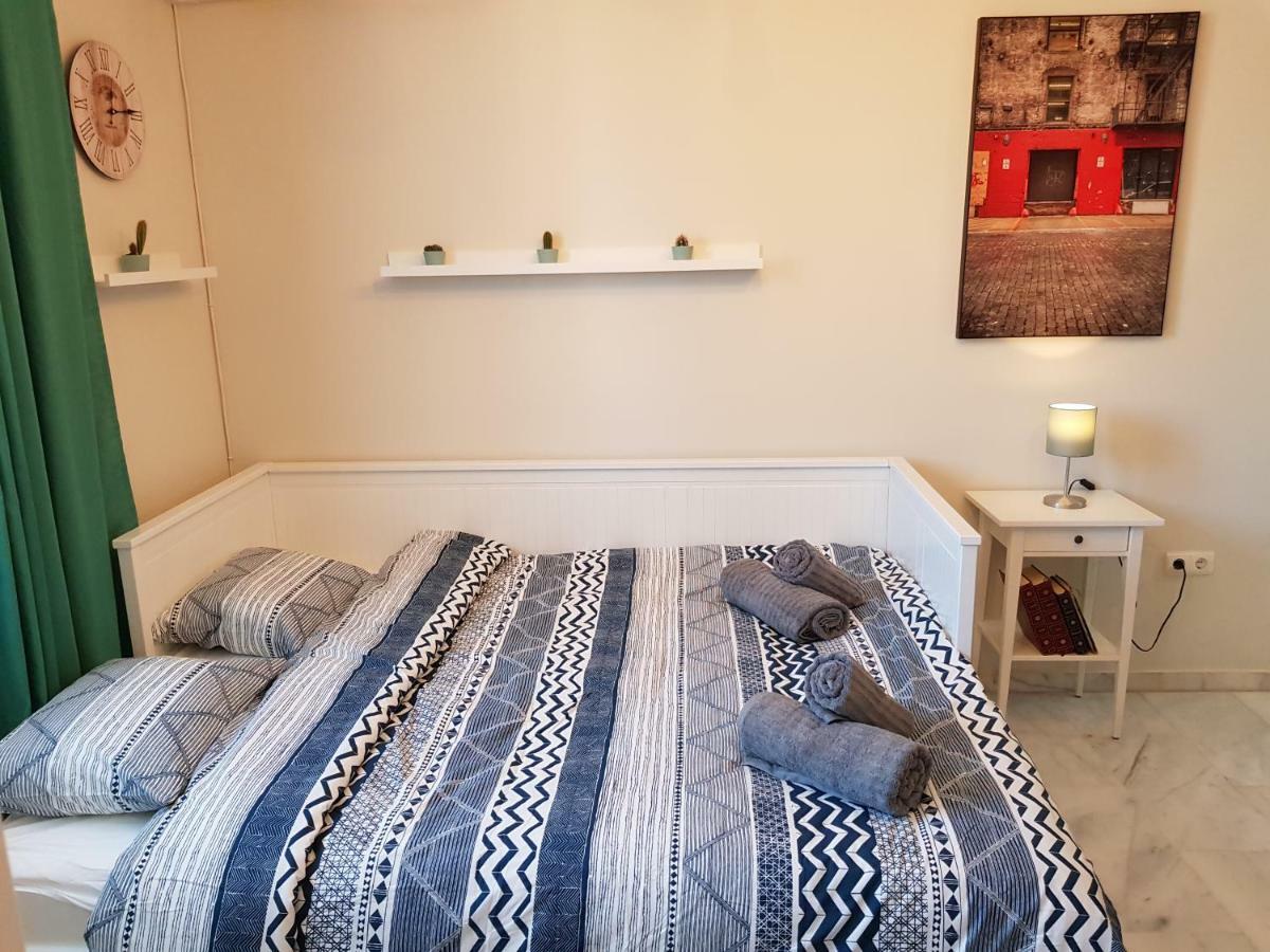 **** Genuar Apartments Malaga Center المظهر الخارجي الصورة