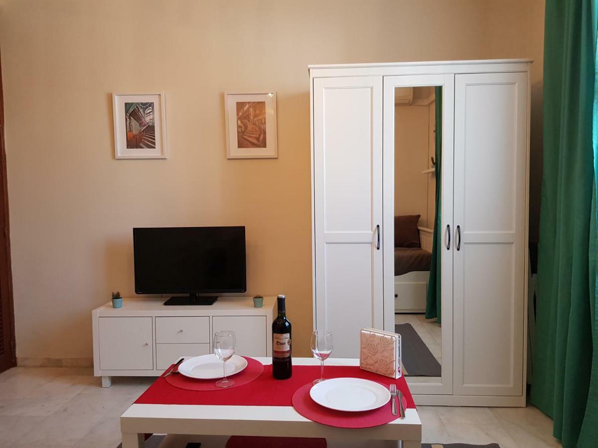 **** Genuar Apartments Malaga Center المظهر الخارجي الصورة
