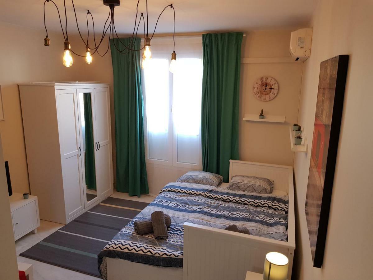 **** Genuar Apartments Malaga Center المظهر الخارجي الصورة