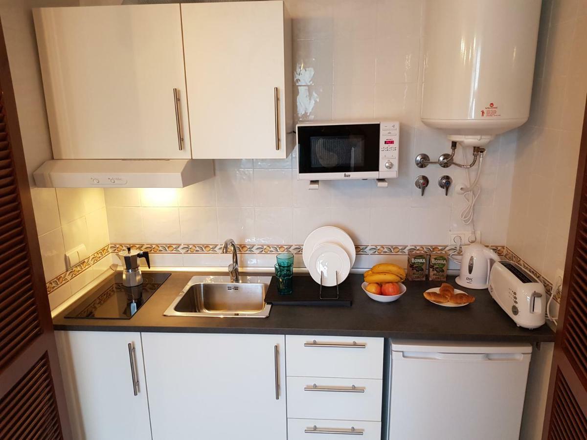 **** Genuar Apartments Malaga Center المظهر الخارجي الصورة