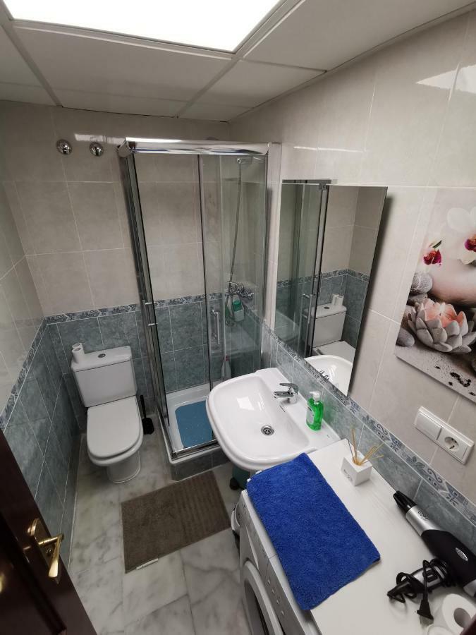 **** Genuar Apartments Malaga Center المظهر الخارجي الصورة